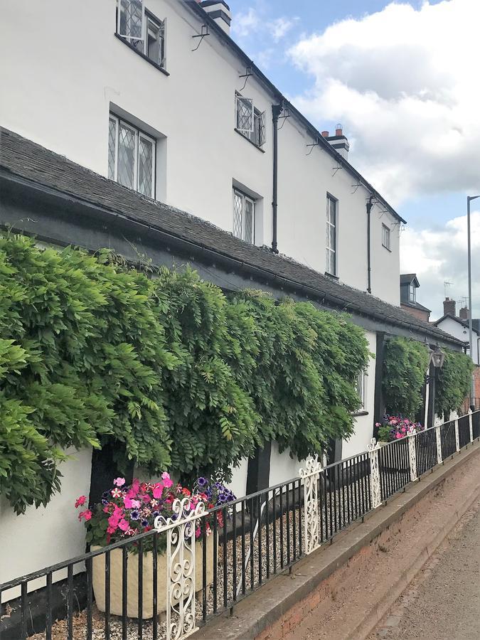 Eagle House Eccleshall Exterior photo